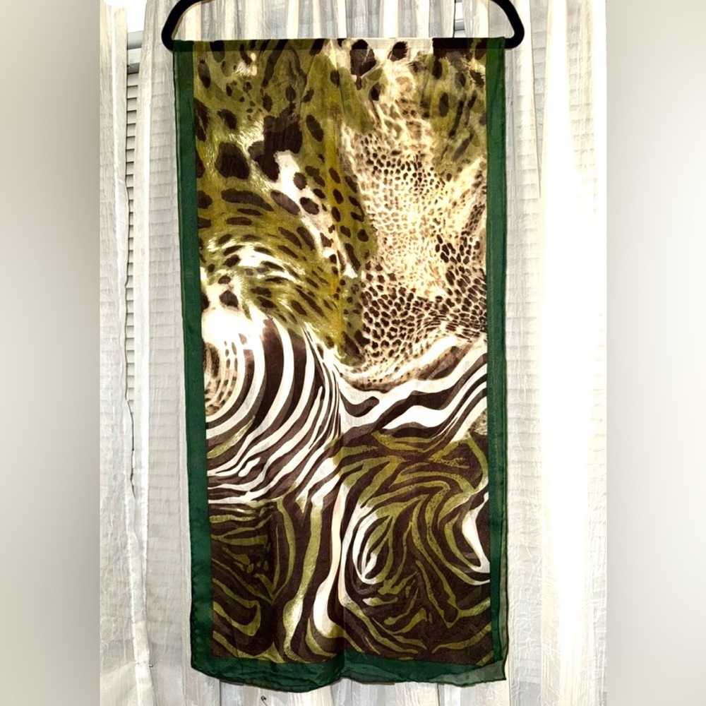 Animal Print Scarf Zebra Cheetah Oblong Excellent Pre-Owned Condition